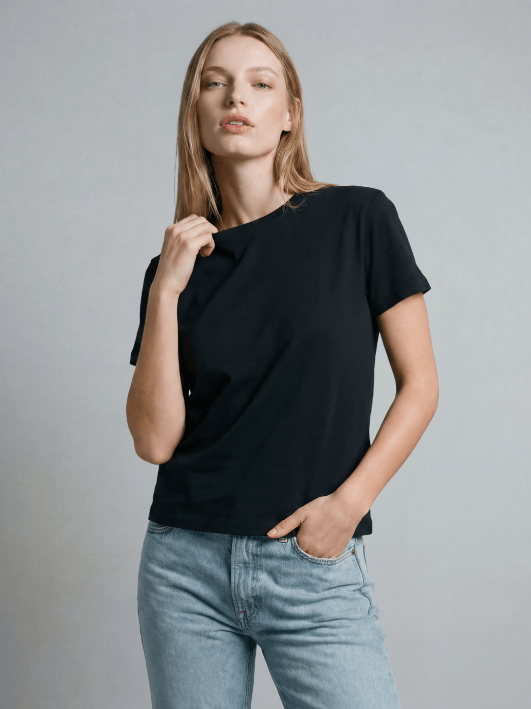 Jasmine - Boxy Everyday Essentials Tee