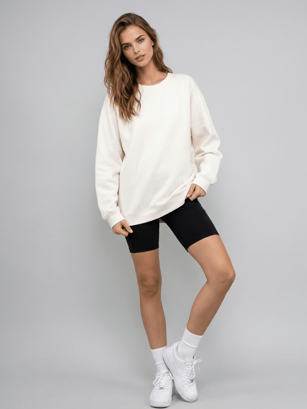 Dani - Oversized Crewneck