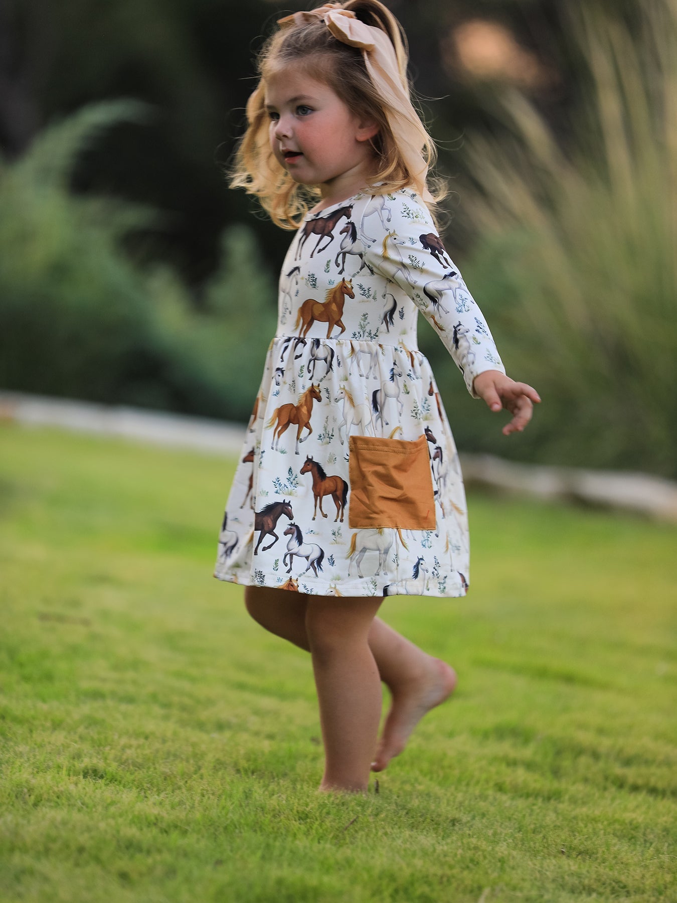 LeAnne - Horse Print Long Sleeve Dress